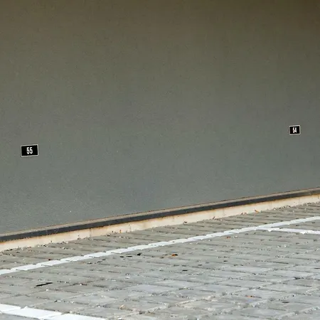 Riverside بارنو